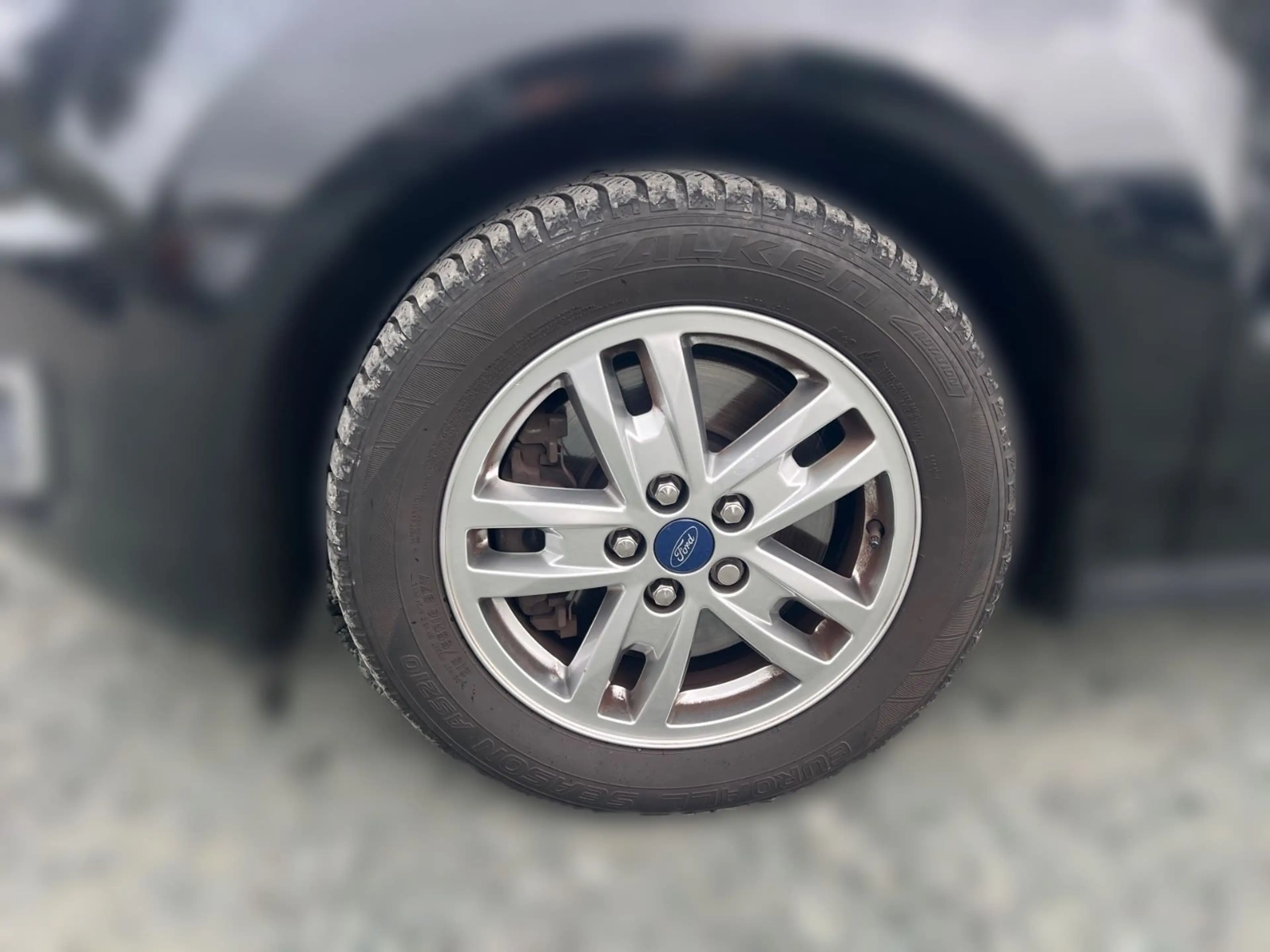 Ford Grand Tourneo Connect Titanium Pano 7-Sitzer — photo 9