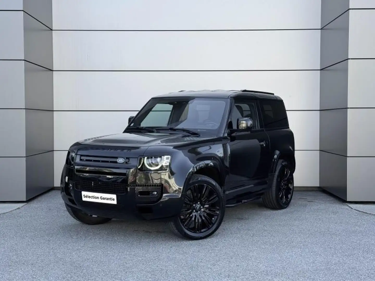 Land Rover Defender 90 3.0 D200 SE Zwart - 1