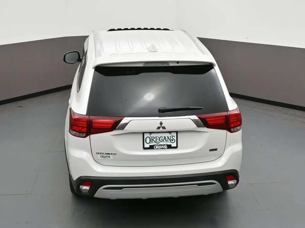Mitsubishi Outlander снимка Mitsubishi Outlander