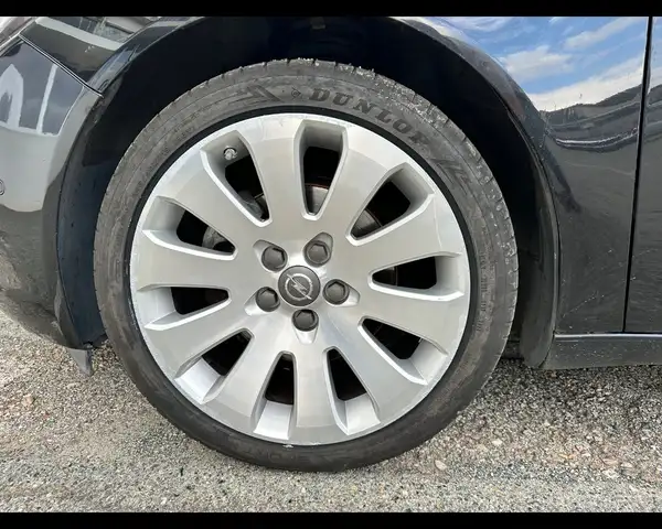 Opel Insignia view 7