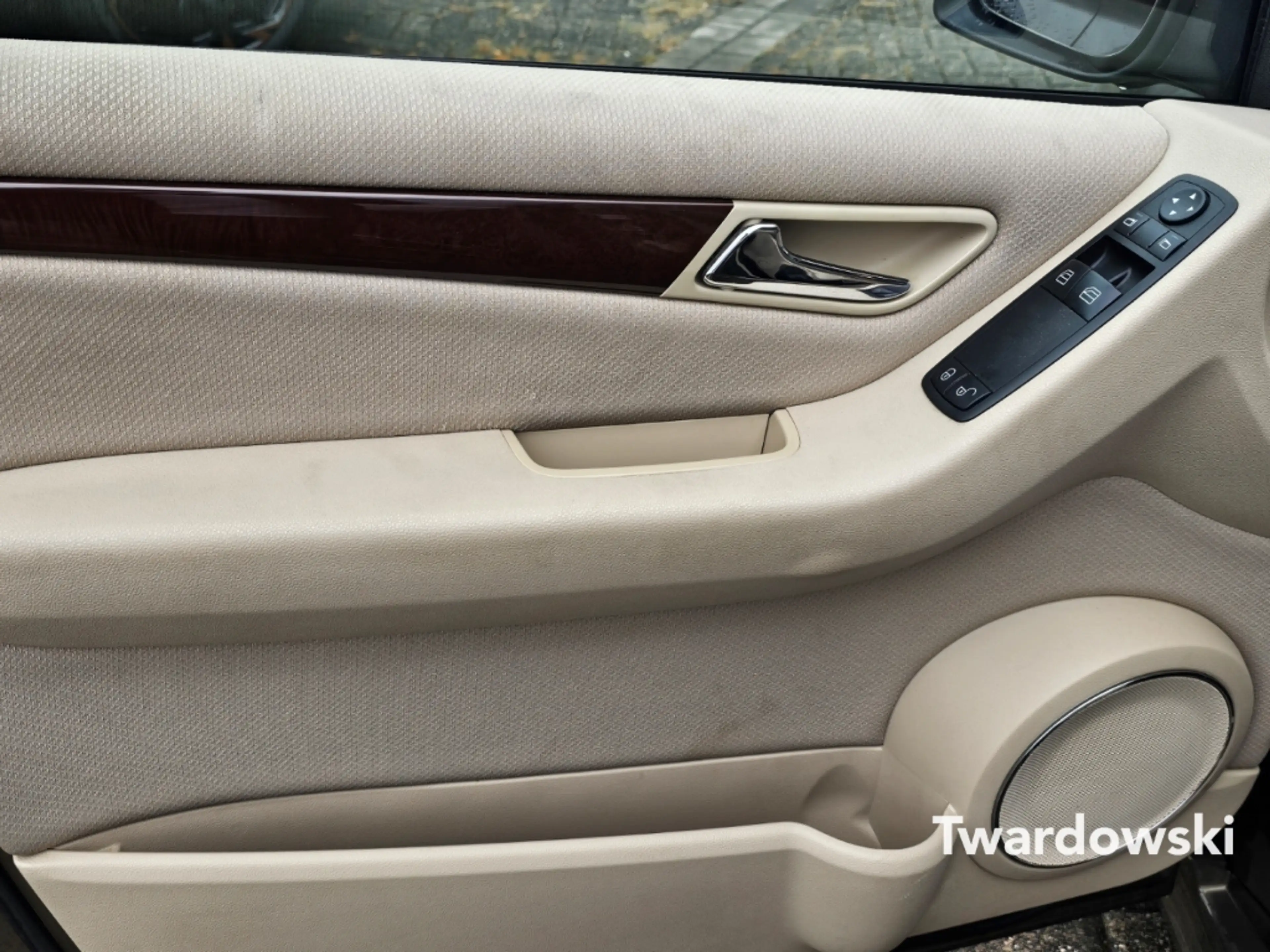 Mercedes-Benz B 200 1.Hand Pano AHK SHZ PDC Vollleder Tempomat — photo 7