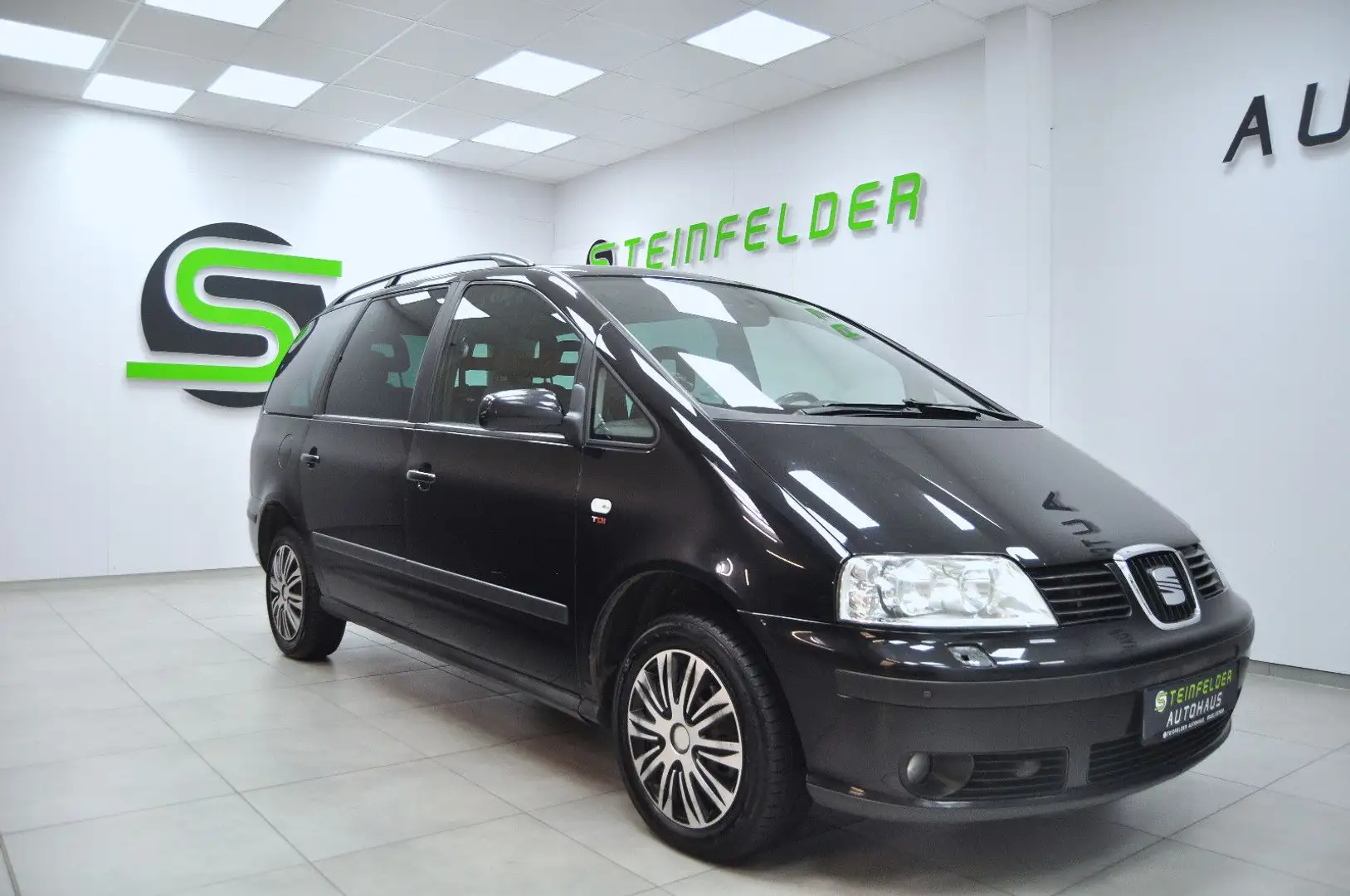 SEAT Alhambra 2.0 TDI Vigo Schwarz - 1