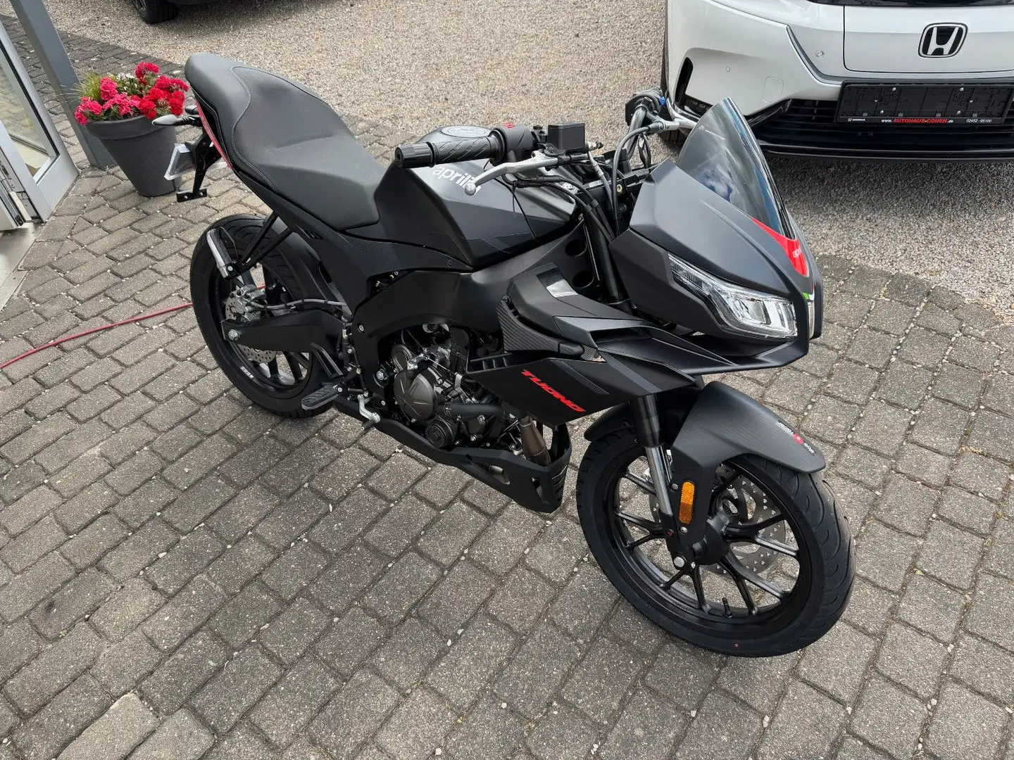 Aprilia Tuono 125 E5+ LED ABS "Grau" MY 25 Gri - 2