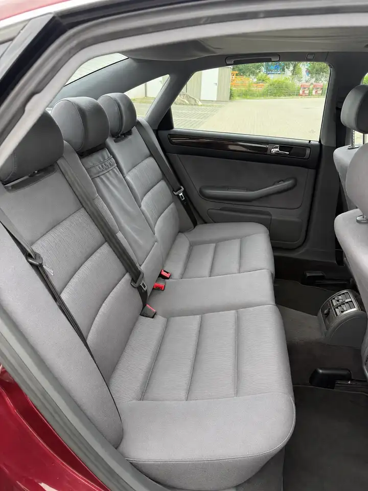 Audi A6 1.8 T, foto 6