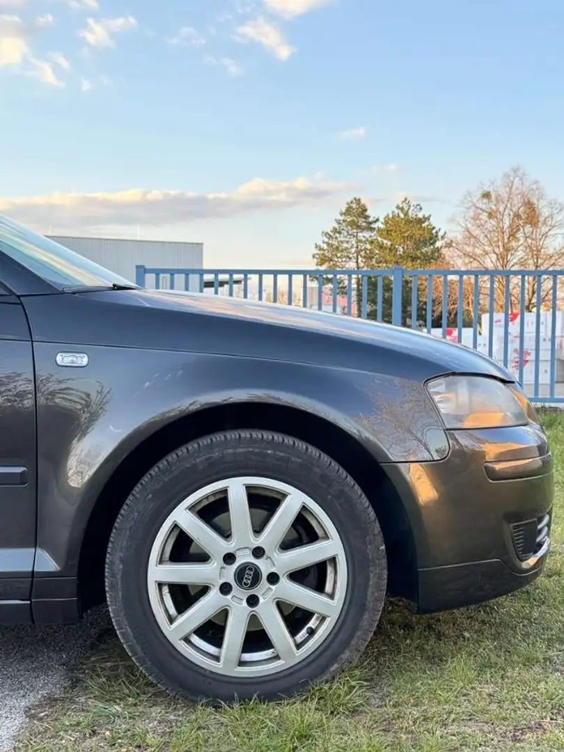 Audi A3 A3 SB Ambiente 1,9 TDI DPF Ambiente Grau - 1