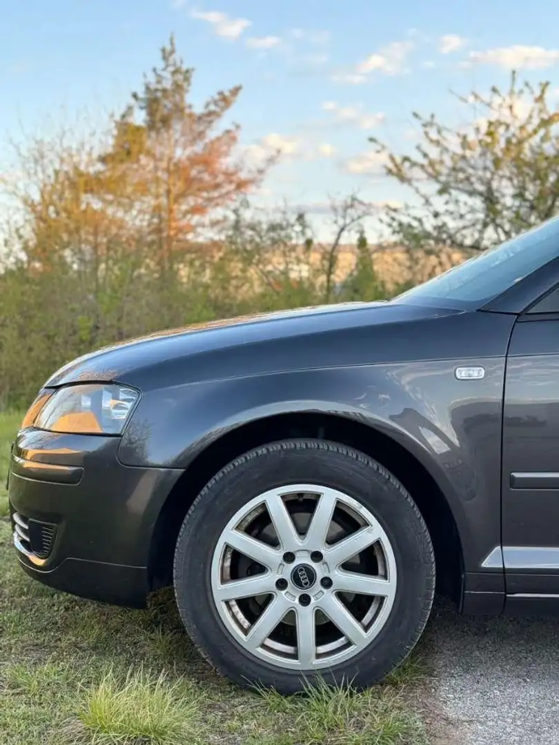 Audi A3 A3 SB Ambiente 1,9 TDI DPF Ambiente Grau - 2