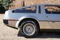 Delorean DMC-12 "Time hasn't caught up with the car" Famous for it Silber - thumbnail 48