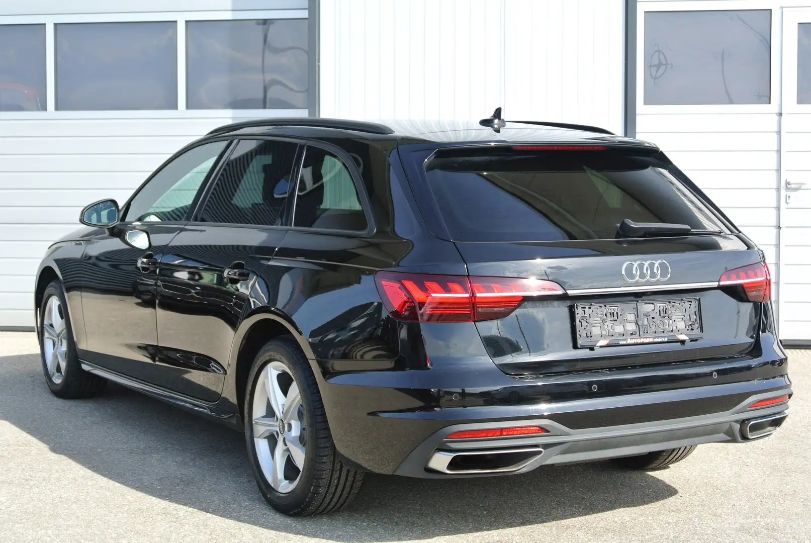 Audi A4 Avant 35 TDI S-tronic * virtual Cockpit*LEDER*AHK* Schwarz - 2