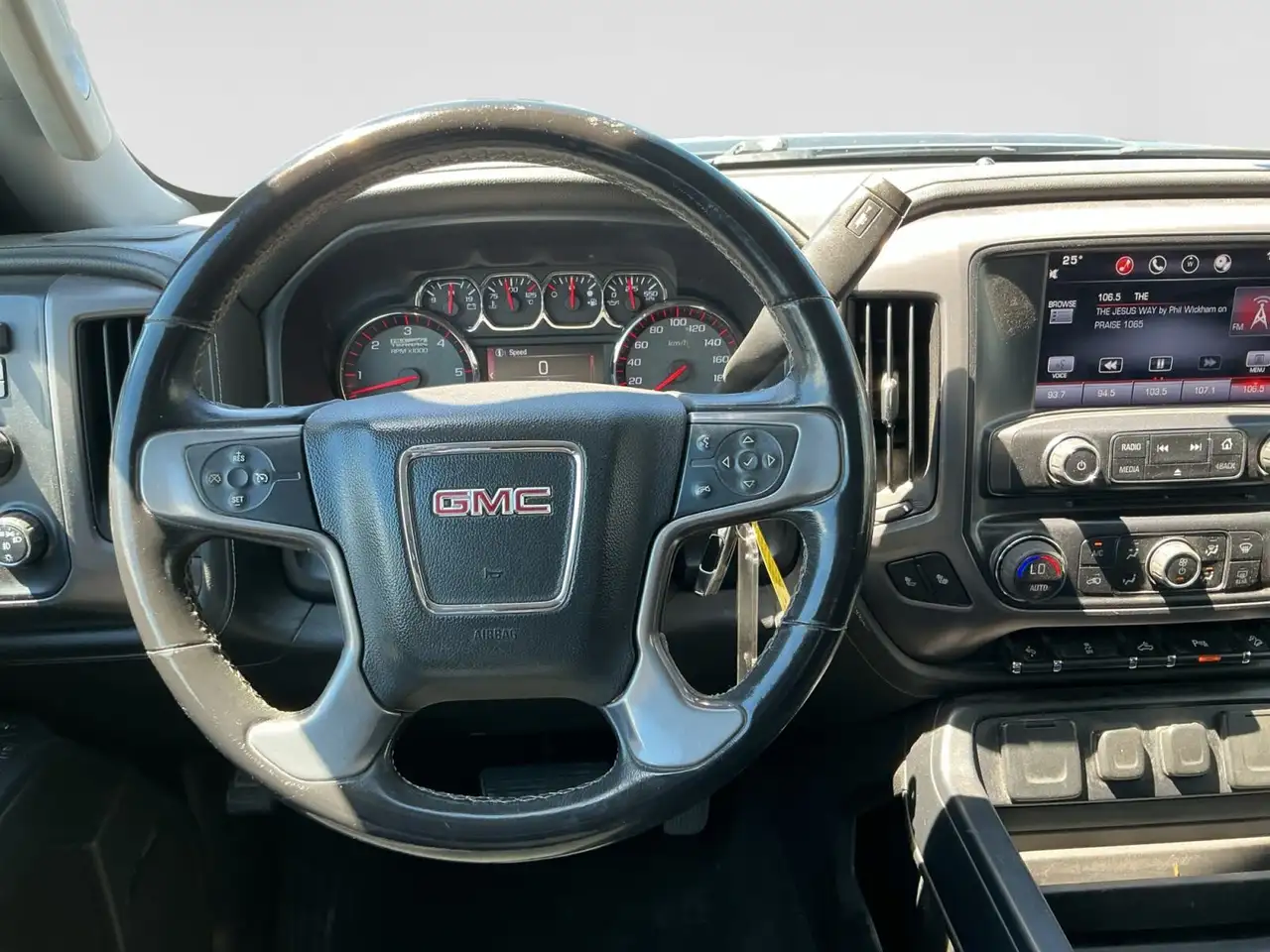 GMC Sierra 3500HD fotografie GMC Sierra 3500HD
