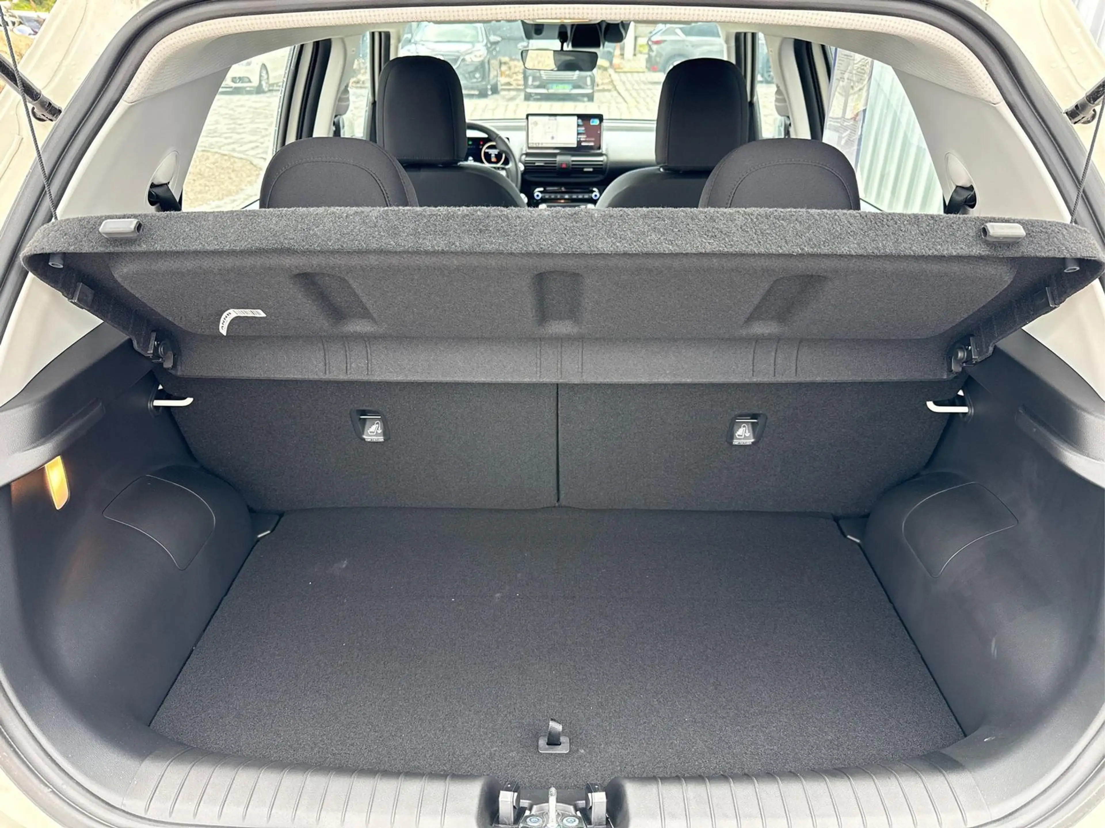 Hyundai Inster Inster 42 kWh FÖRDERF.-NAVI-15" Felgen-Rückfa... — photo 10