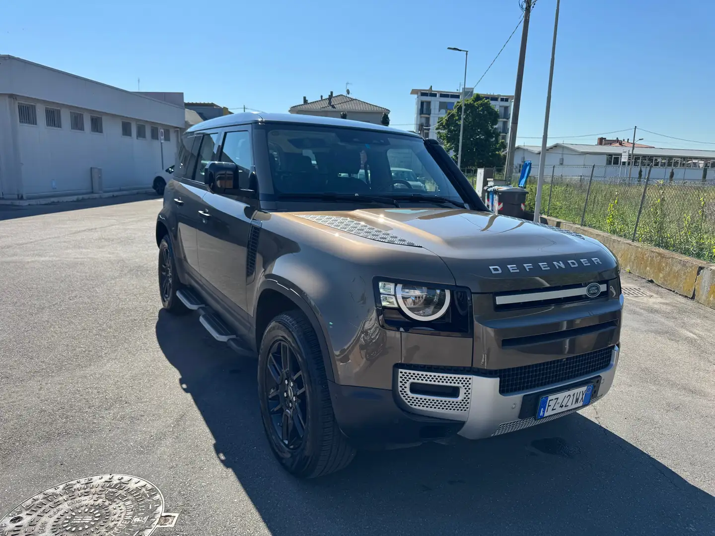 Land Rover Defender Defender 110 2.0d sd4 SE awd 240cv auto Bronzo - 2