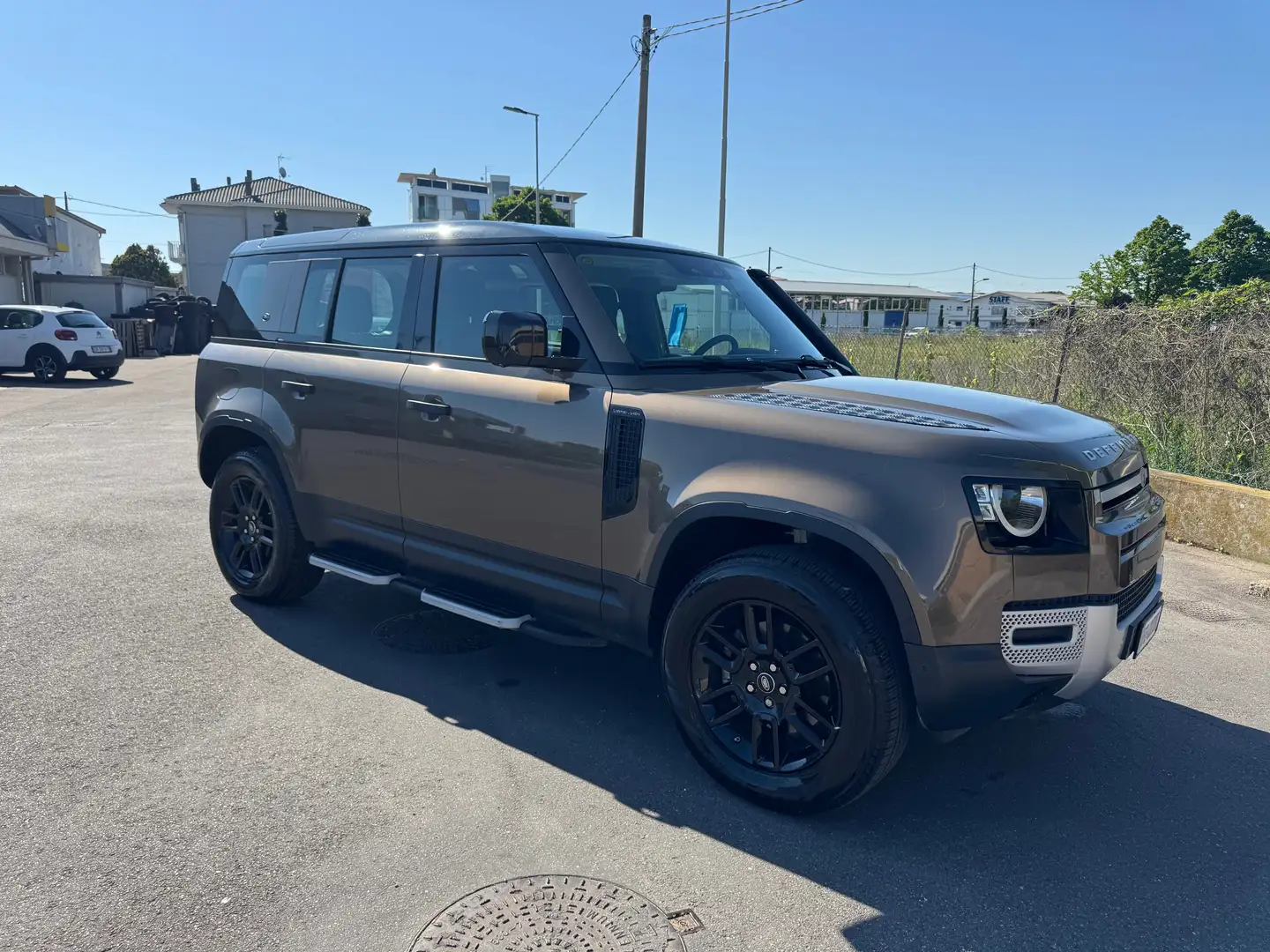 Land Rover Defender Defender 110 2.0d sd4 SE awd 240cv auto Bronzo - 1