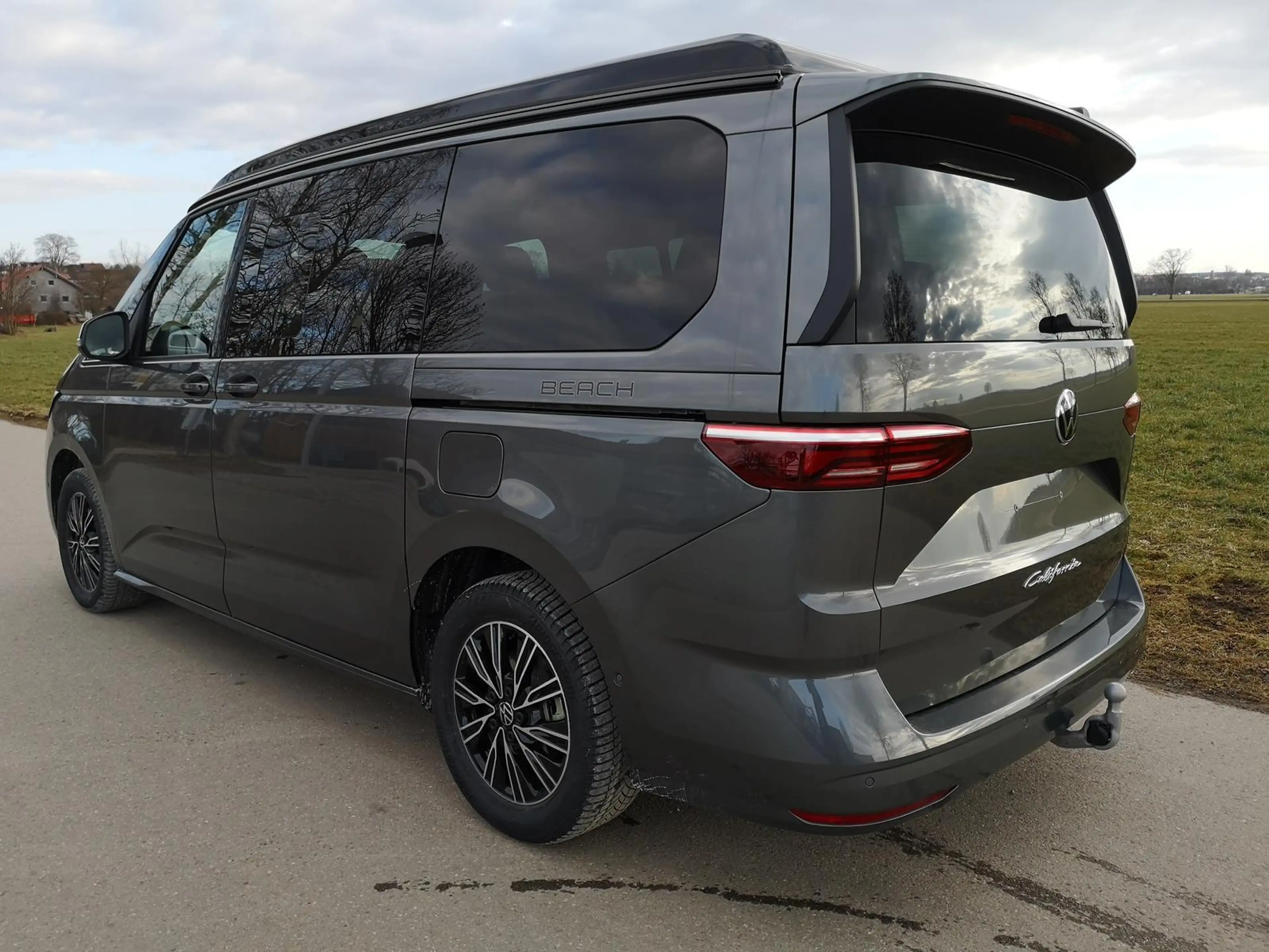 Volkswagen T7 California Beach Tour eHybrid 4MOTION 1.5 TSI 180 kW (245 ... — photo 2