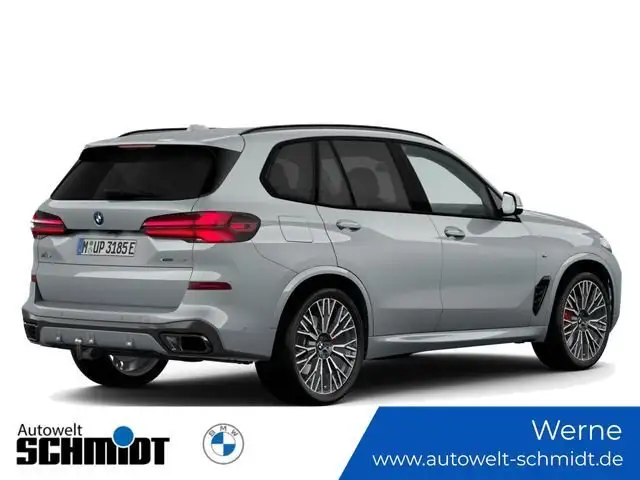 BMW X5 view 5