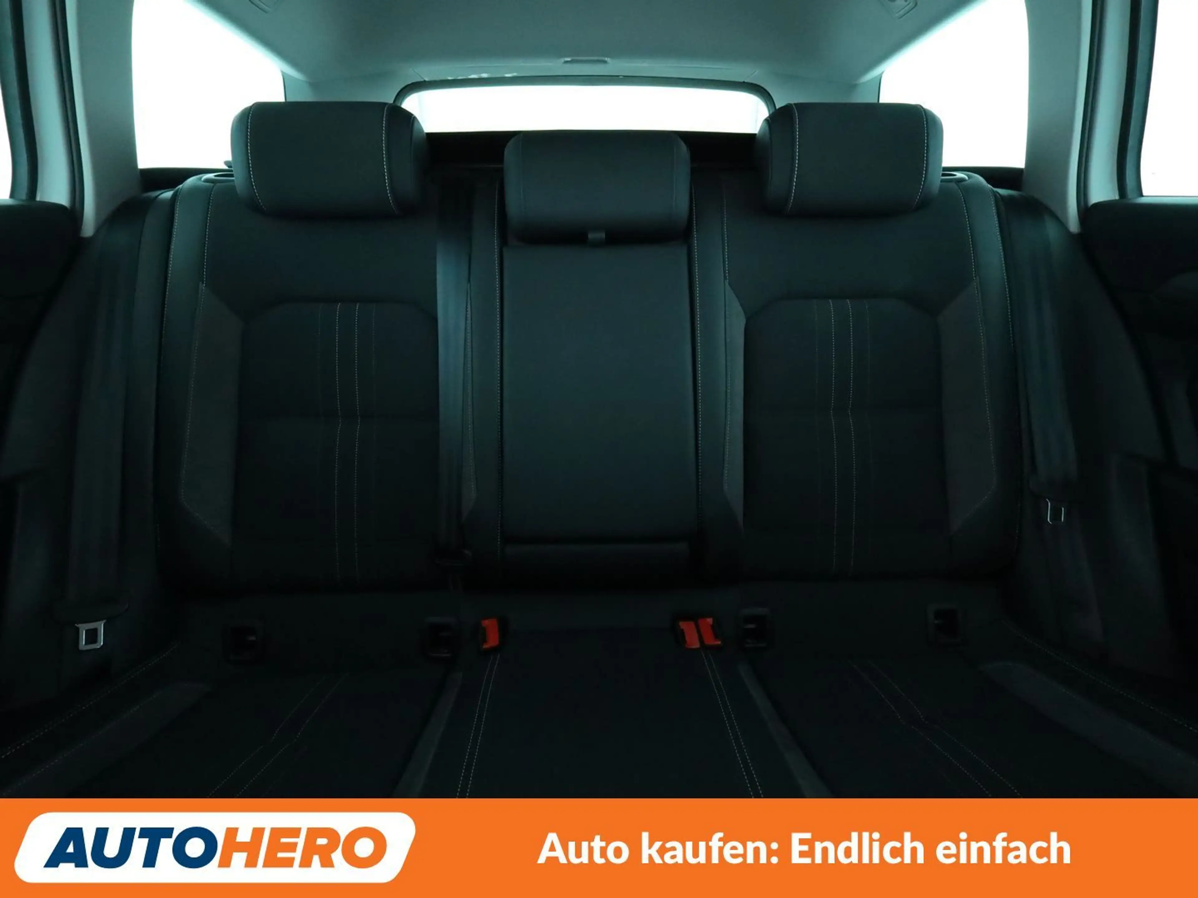 Volkswagen Passat Alltrack 2.0 TDI 4Motion Aut.*NAVI*HUD* — photo 15