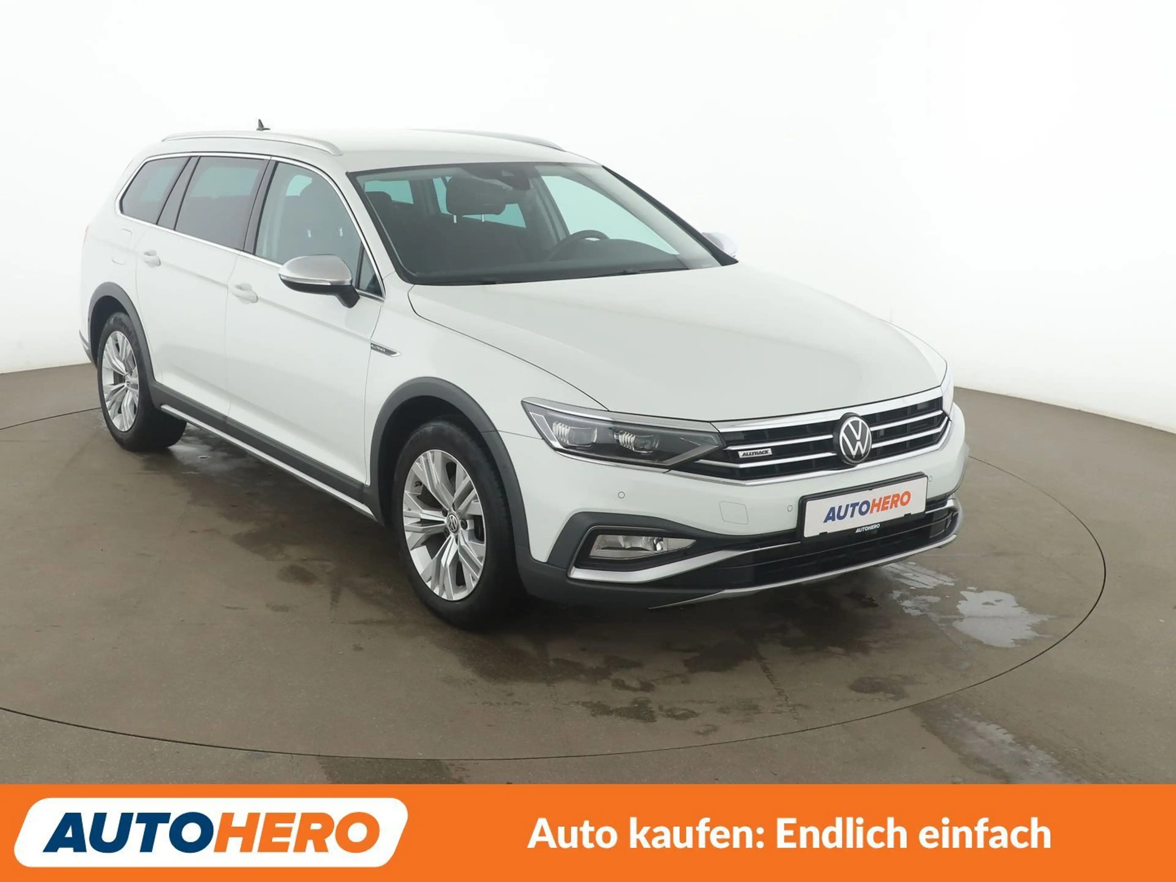 Volkswagen Passat Alltrack 2.0 TDI 4Motion Aut.*NAVI*HUD* — photo 8