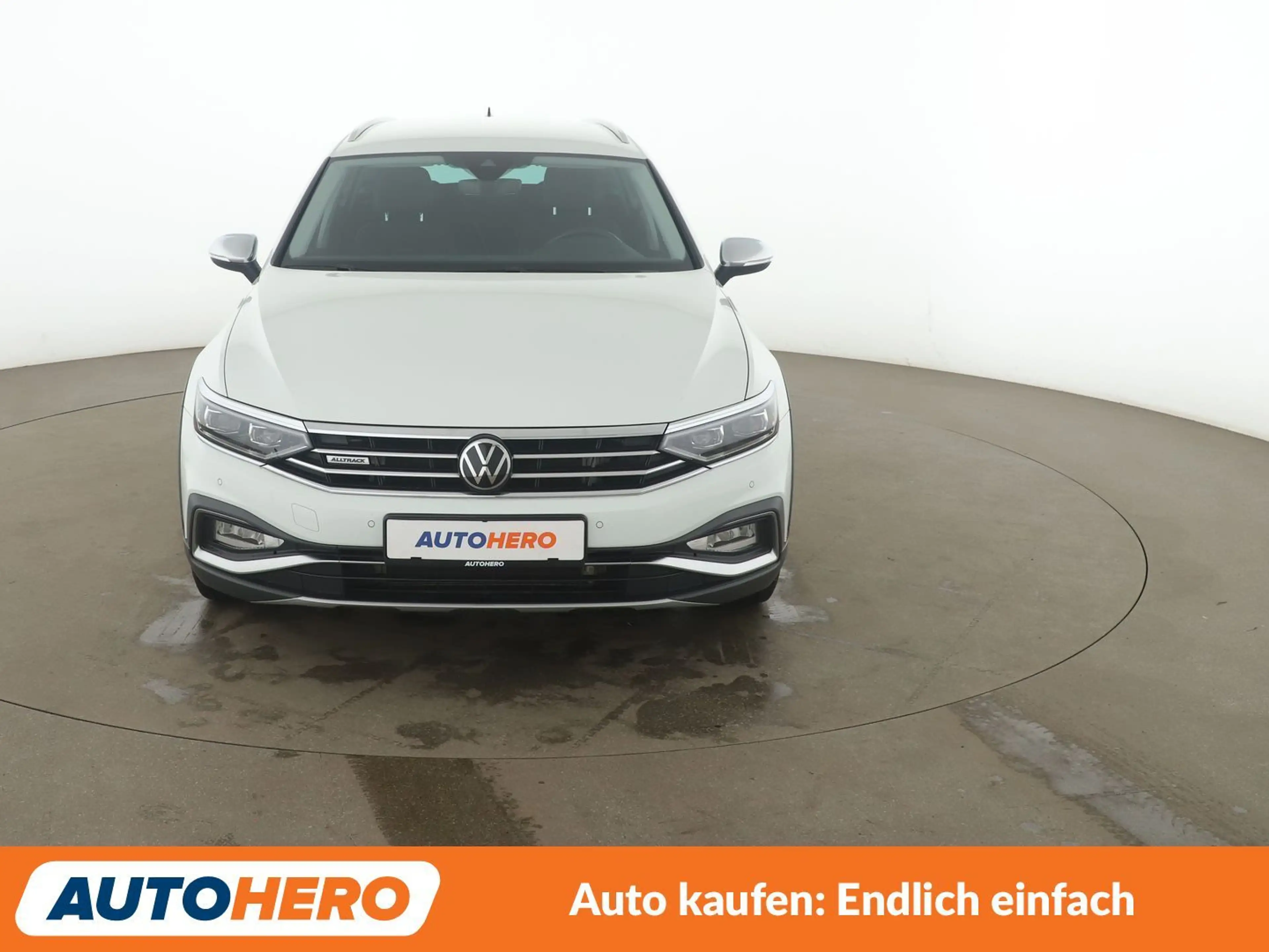 Volkswagen Passat Alltrack 2.0 TDI 4Motion Aut.*NAVI*HUD* — photo 9