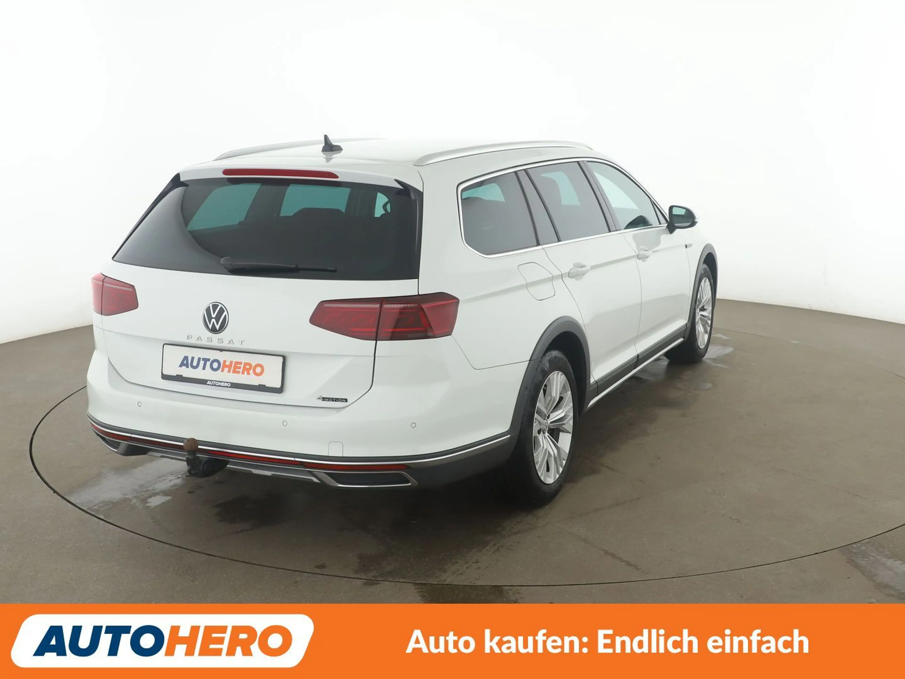 Volkswagen Passat Alltrack 2.0 TDI 4Motion Aut.*NAVI*HUD* — photo 6