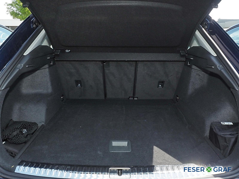 Audi Q3 35 TDI advanced ACC AHK LED Navi RüKa Sitzh. — photo 9