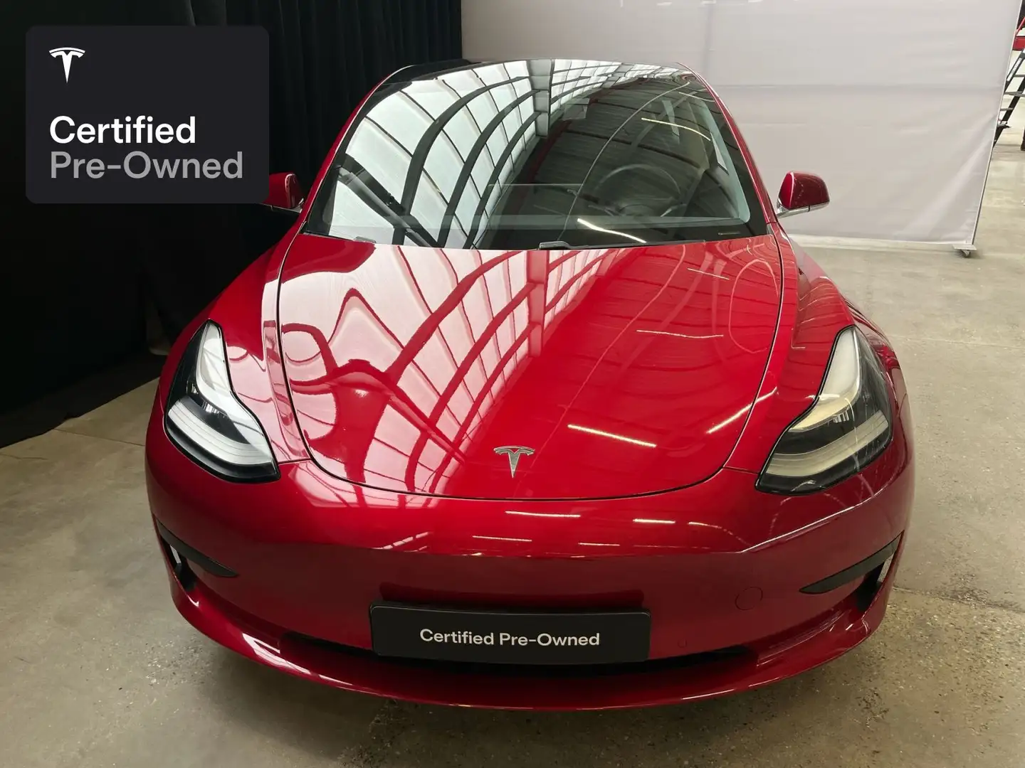 Tesla Model 3 Rear-Wheel Drive “Certified Pre-Owned” Rood - 2