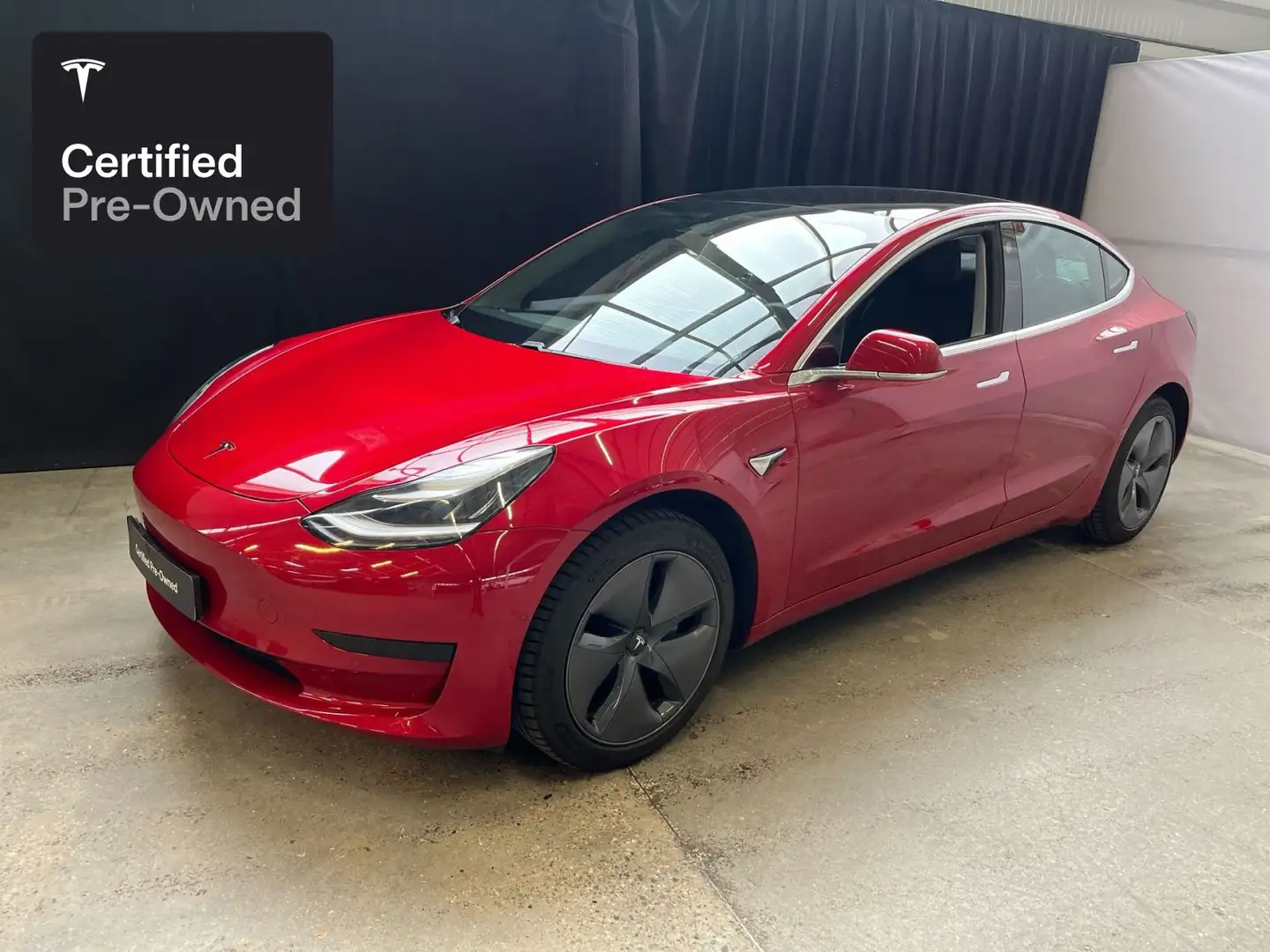 Tesla Model 3 Rear-Wheel Drive “Certified Pre-Owned” Rood - 1