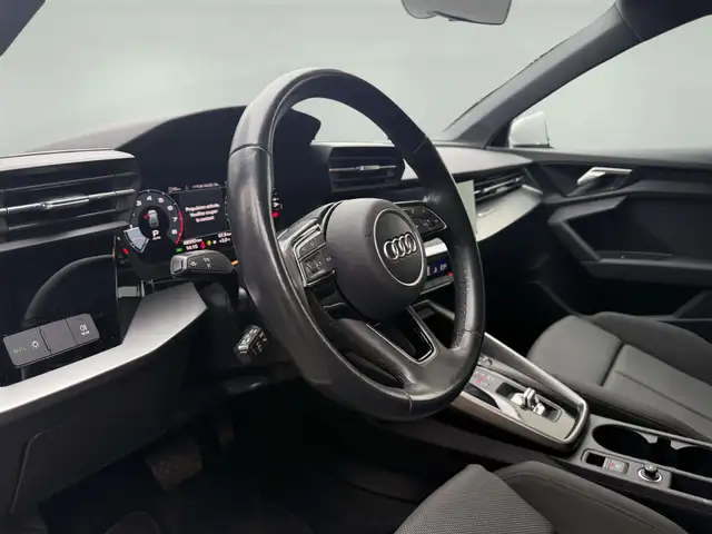 Audi A3 view 9