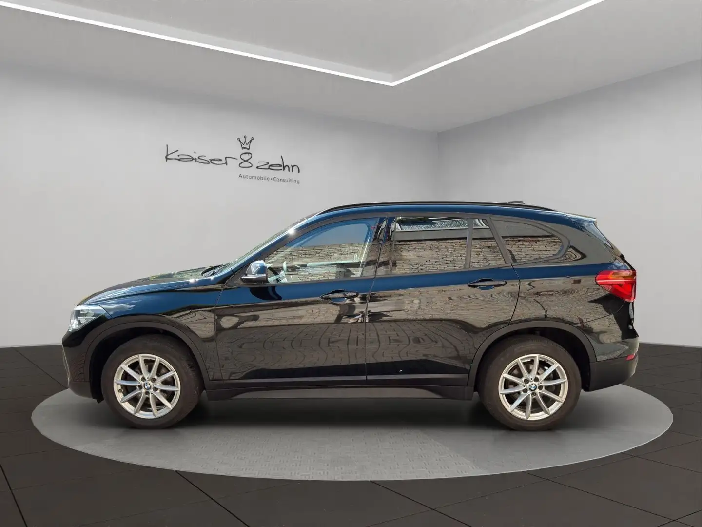 BMW X1 sDrive 18 d Advantage *PDC* *Bluetooth* Siyah - 2