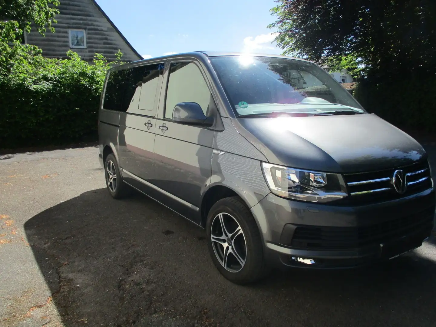 Volkswagen T6 Caravelle 2.0TDi  DSG + Doppelschiebe  +Navi Gri - 1