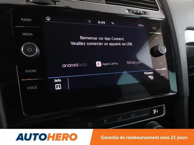 Volkswagen Golf view 22