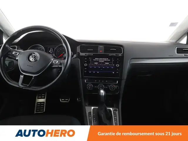 Volkswagen Golf view 12