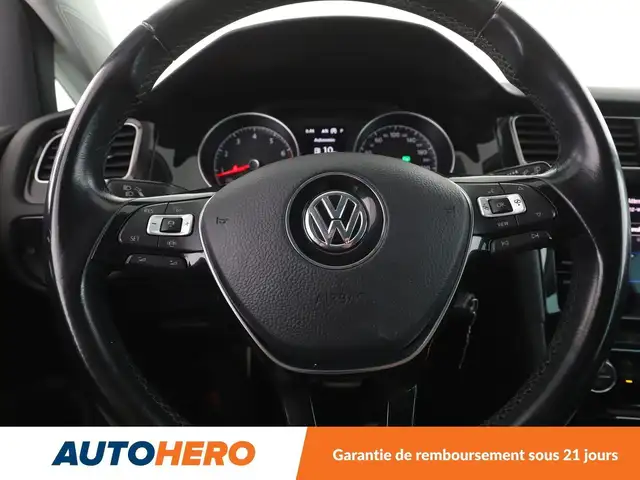 Volkswagen Golf view 19