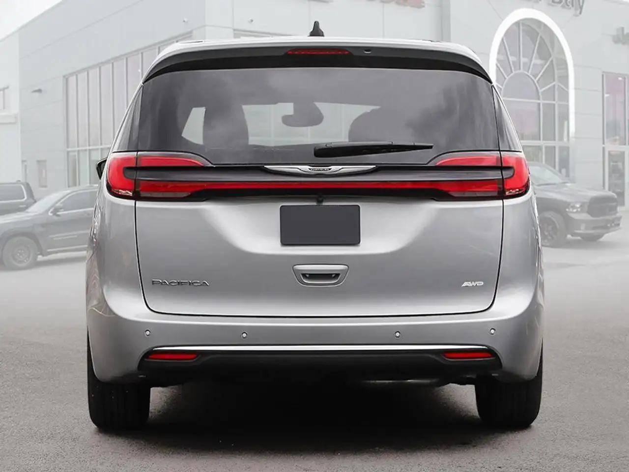Chrysler Pacifica снимка Chrysler Pacifica