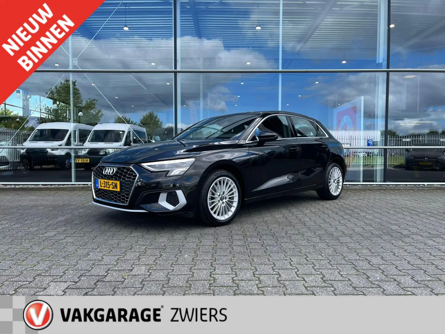 Audi A3 Sportback 30 TFSI Advanced edition CarPlay cruise Noir - 1