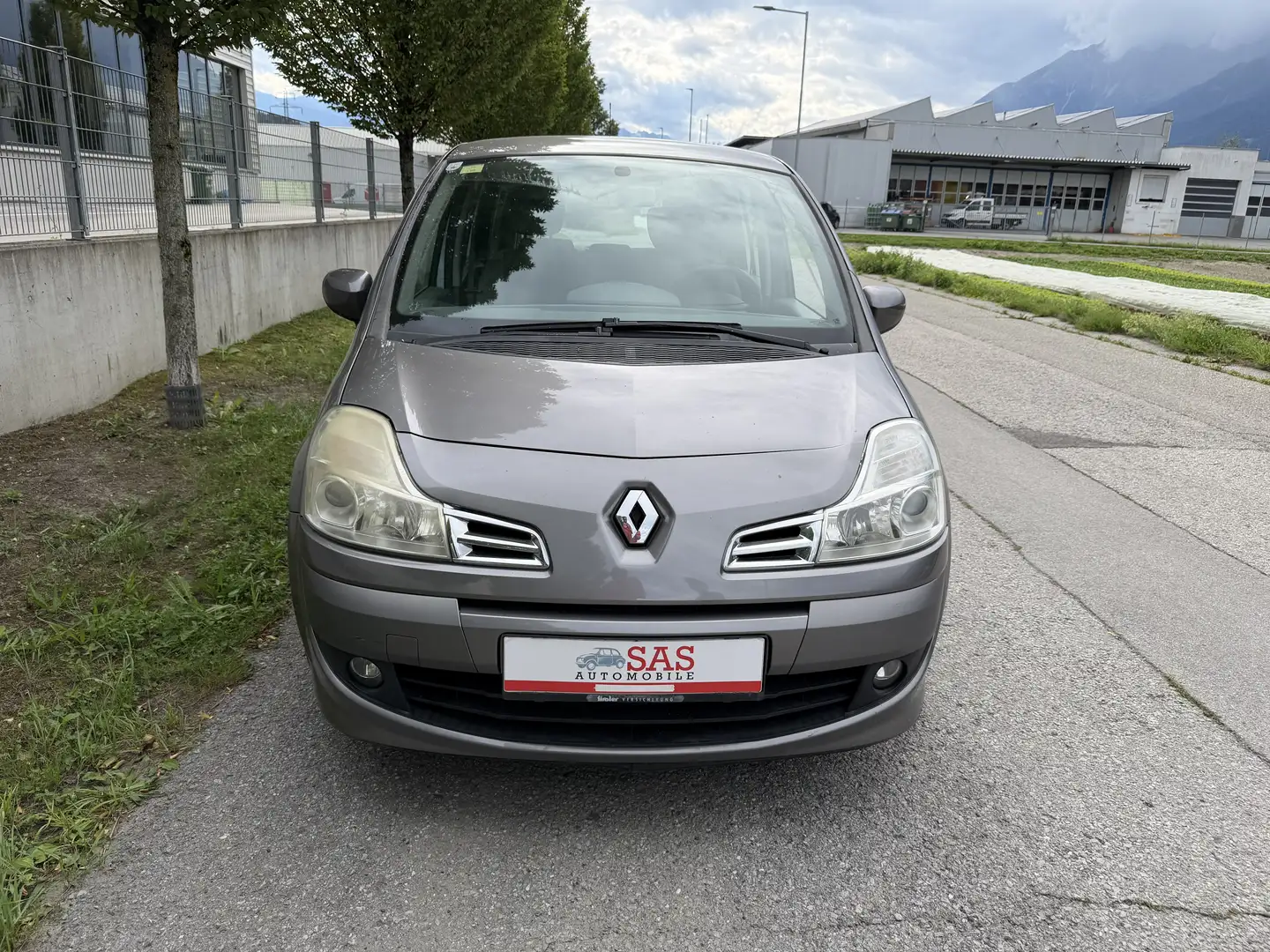 Renault Modus Tonic 1,2 16V Export !!! Grau - 2