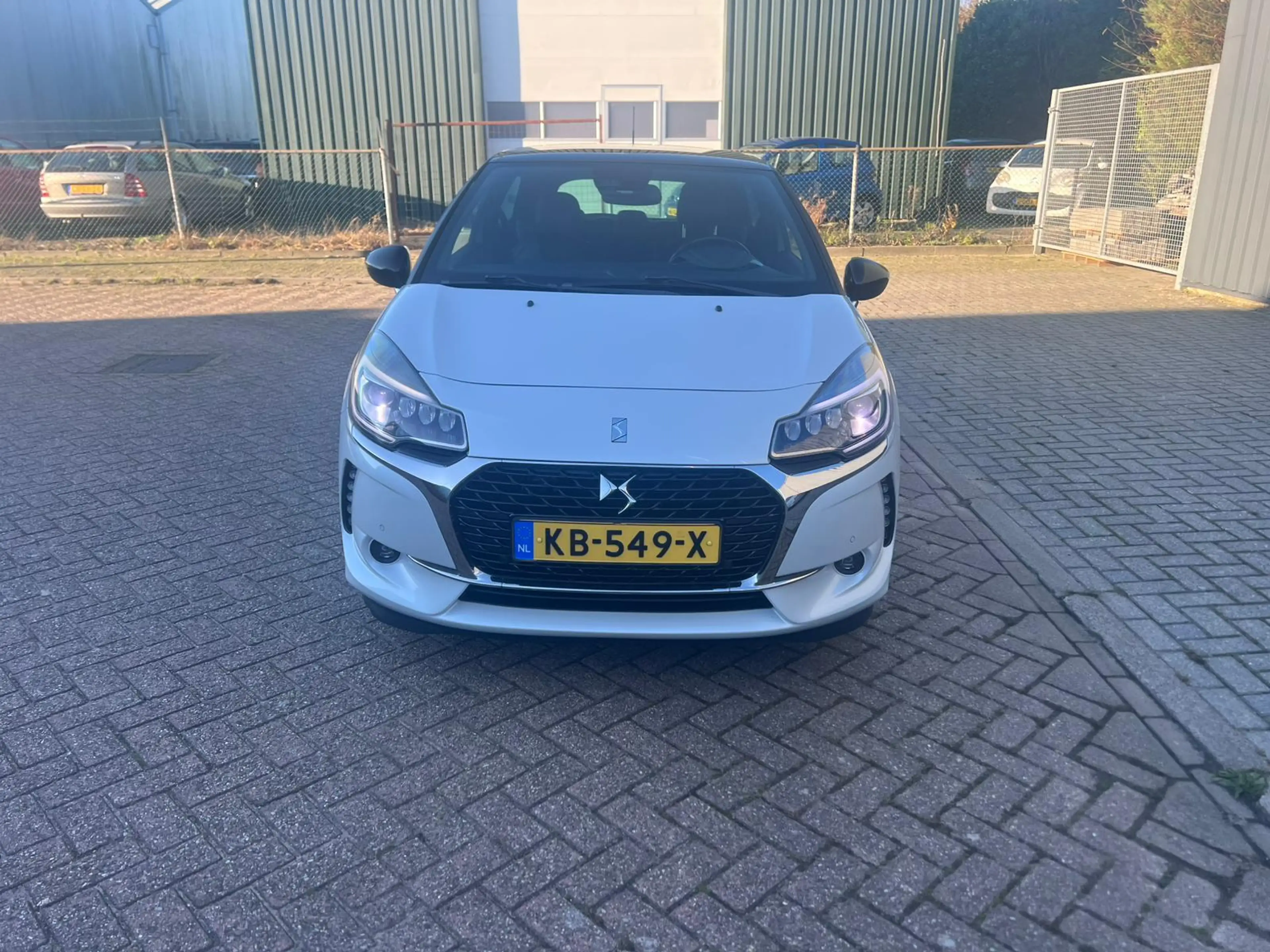 DS Automobiles DS 3 1.2 PureTech Sport Chic Automaat Leder Stoelverwar — photo 2