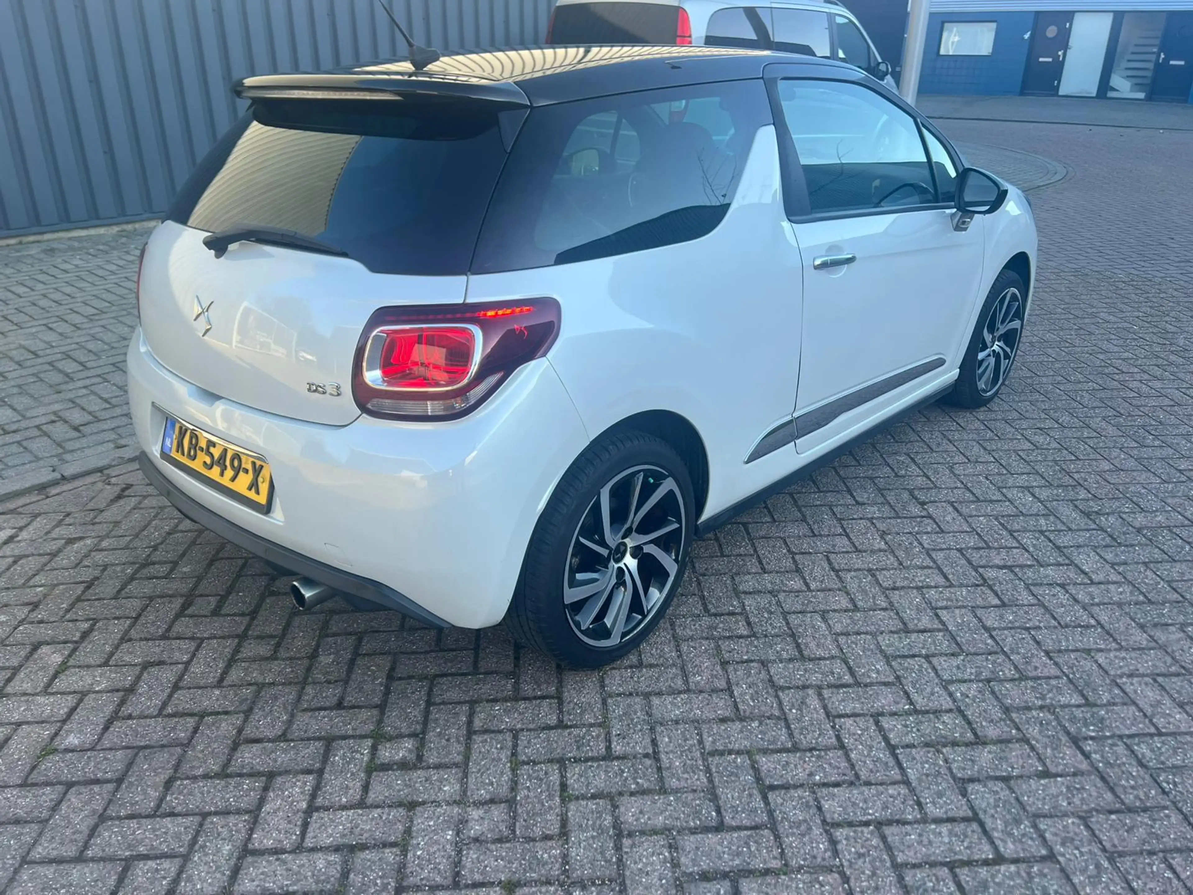 DS Automobiles DS 3 1.2 PureTech Sport Chic Automaat Leder Stoelverwar — photo 6