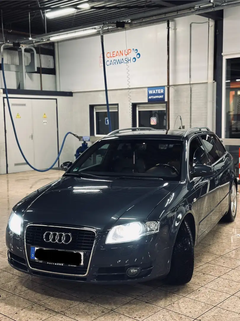 Audi A4 Avant 2.0 T FSI multitronic - 1