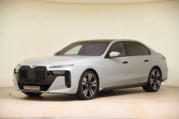 d xDrive M Sport Pro ACC LED Pano HUD B&W