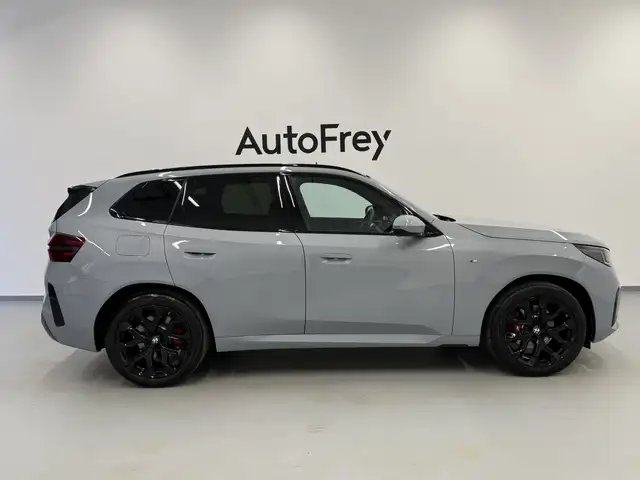 BMW X3 30e xDrive Ansicht 3