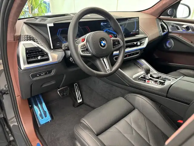 BMW XM 50e 29,4kWh Ansicht 4