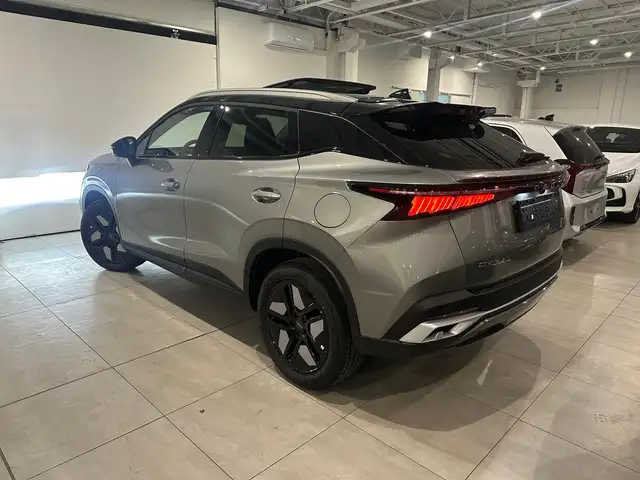 Omoda 5 view 3