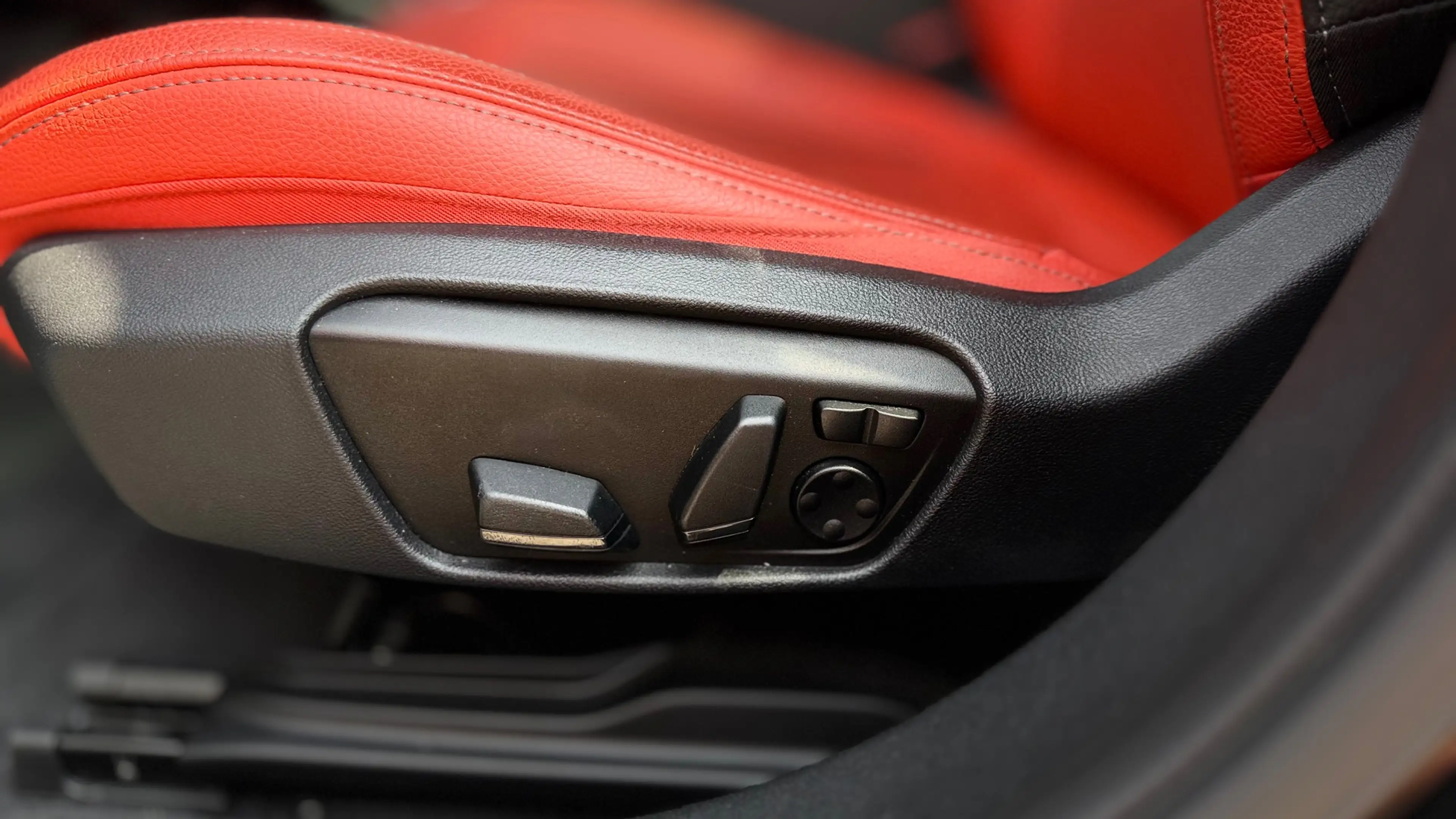 BMW 135 1-serie M135i xDrive High Executive — photo 14