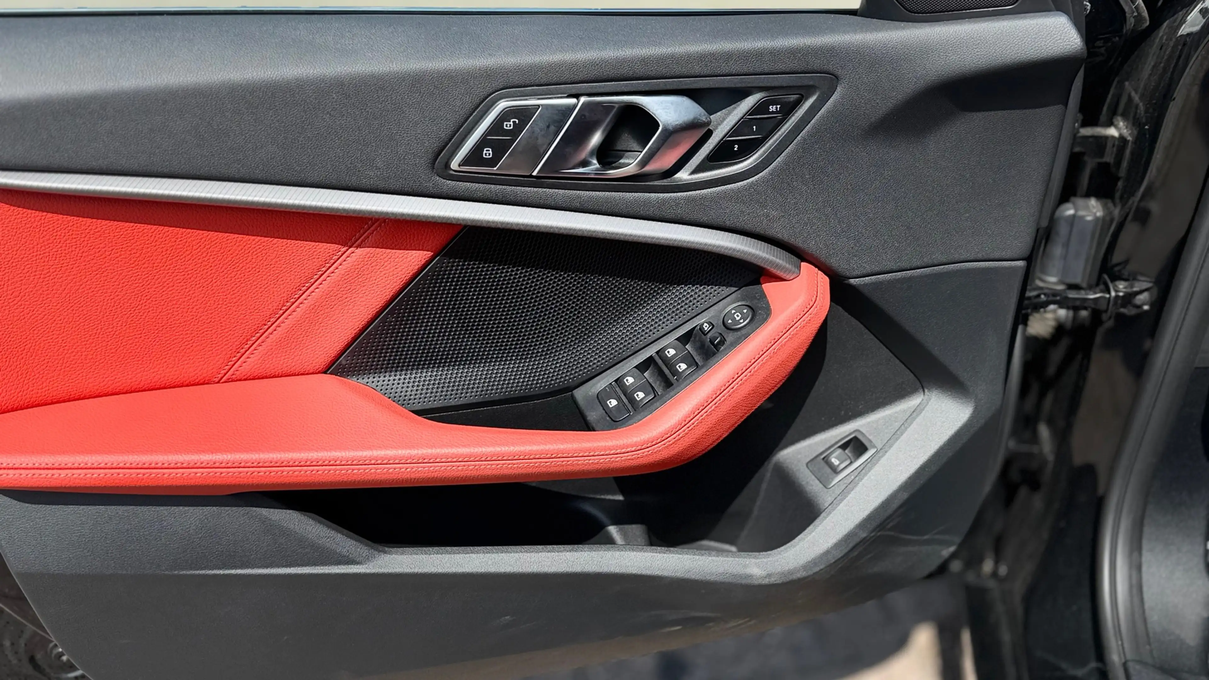 BMW 135 1-serie M135i xDrive High Executive — photo 8