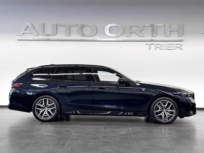 BMW 520 d Touring M-SPORT-PRO HUD SITZKLIMA ACC AHK — photo 7