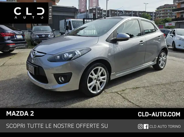 Mazda 2