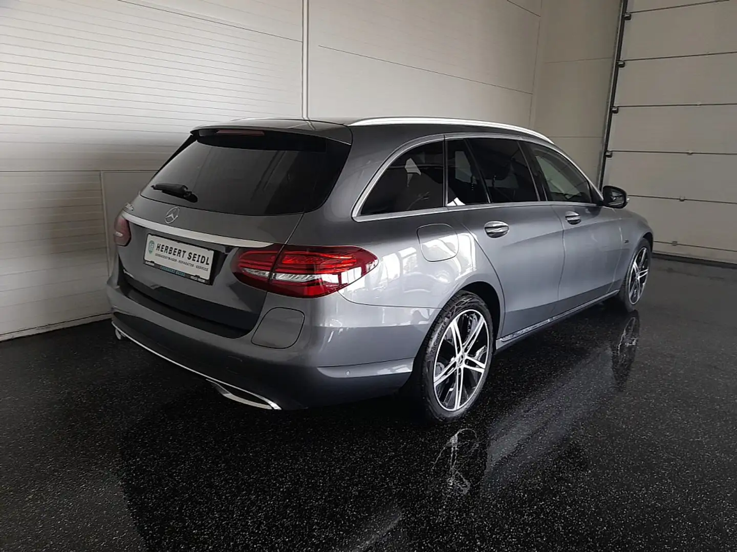 Mercedes-Benz C 300 T Avantgarde PHEV Aut. *VOLL-LED / NAVI / VIRTU... Grau - 2