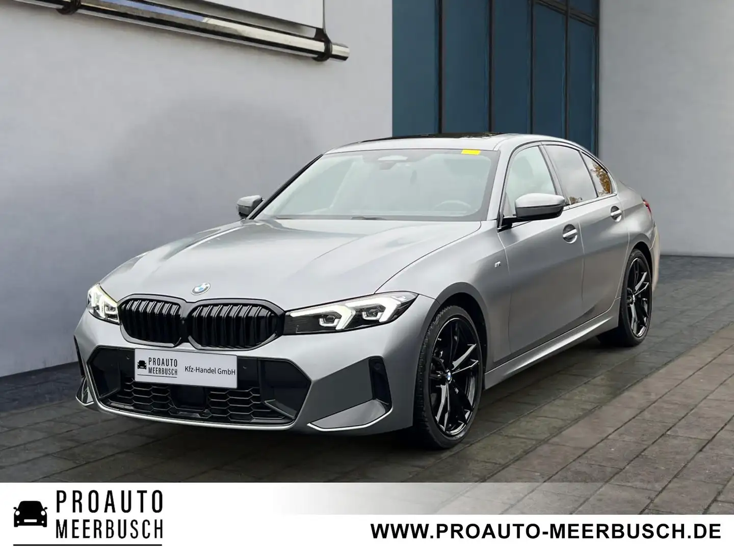 BMW 320 d xDrive M Sport MMRY/GLASDACH/KMFRTZGNG/360° Grau - 1