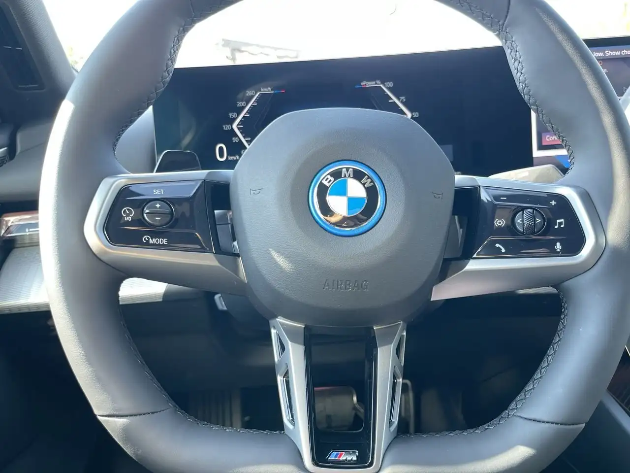 BMW i5 снимка BMW i5