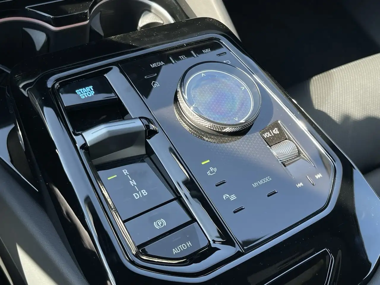 BMW i5 снимка BMW i5