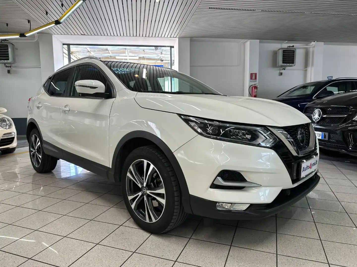 Nissan Qashqai 1.2 DIG-T Tekna+ Bianco - 1